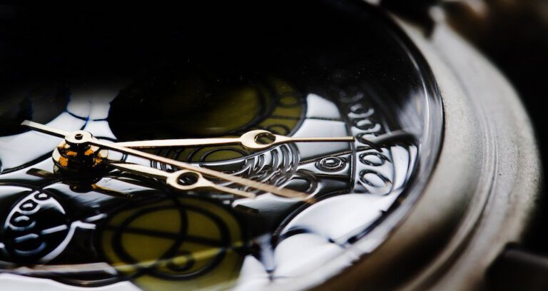 clock face macro view